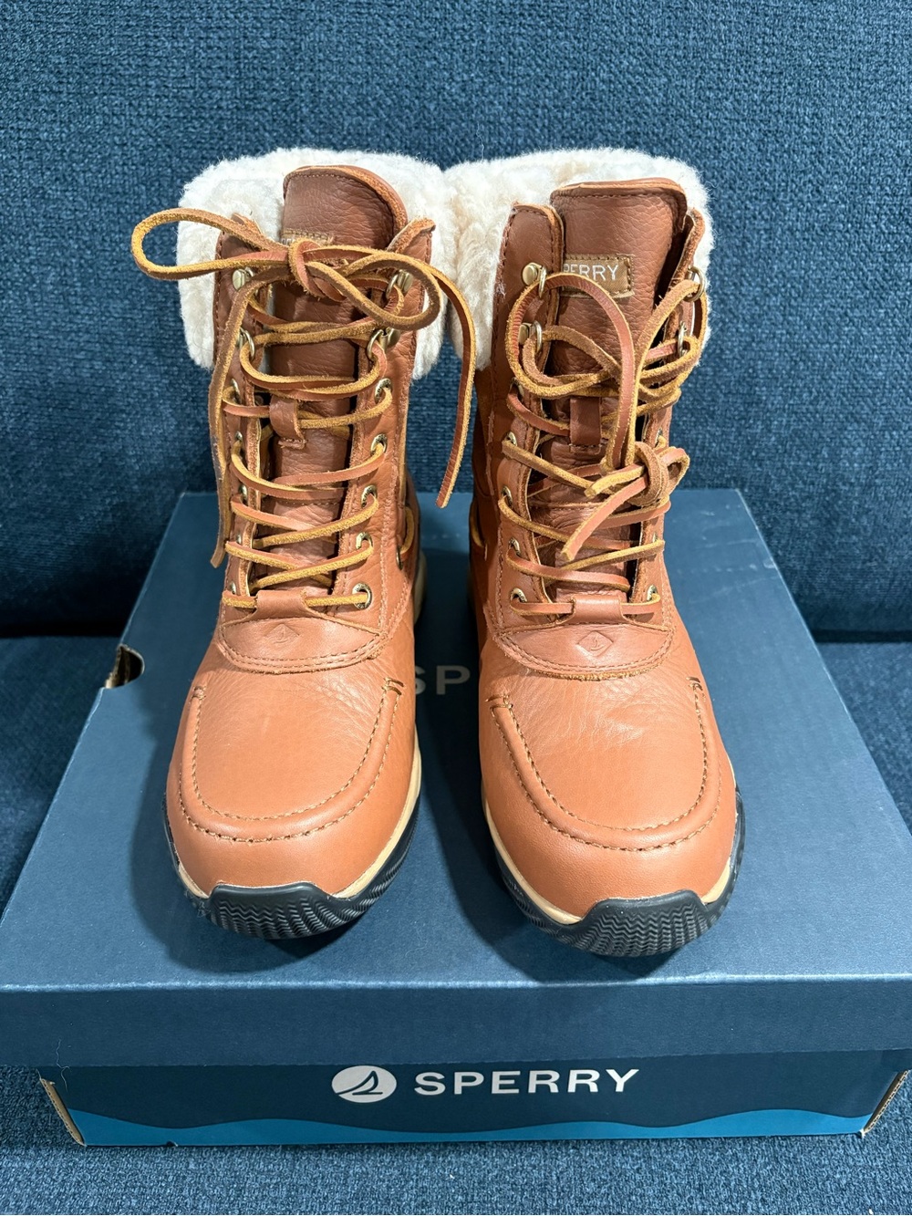 NIB- Women’s Sperry Dakota Mid Winter Boot, Leather, Waterproof, Size 5
